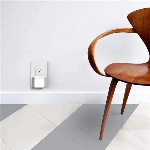 Plug-in Led Night Light with Auto Dusk to Dawn Sensor, Adjustable Brightness - Picture 5 of 7